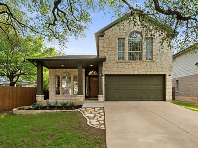 Living area at 10320 Beard Ave - 3 bed 2 bath home