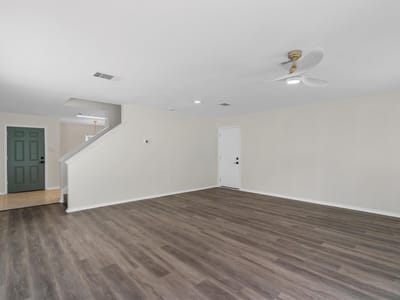 Property photo 4 at 10341 Garbacz DR - 4 bed 2 bath home