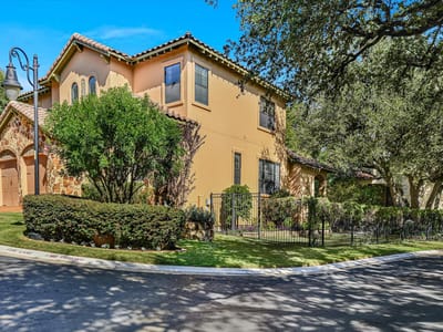 Photo 2 of 30 at 1036 Liberty Park DR Unit #19 - 4 bed 2 bath home