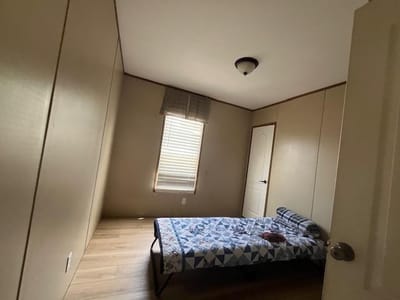 Primary bedroom at 104 Agave Azul Cv - 3 bed 2 bath home