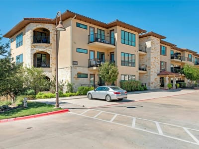 Photo 2 of 30 at 104 Bella Toscana Ave Unit #2201 - 2 bed 2 bath home