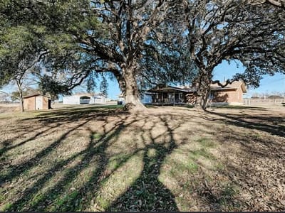 Living area at 104 County Road 108 - John Hamilton Surv Abs405, Burnet, TX