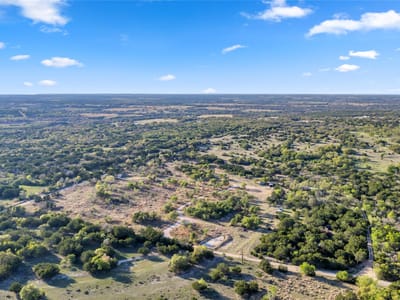Living area at 104 County Road 323A - COUNTY LINE ACREAGE EAST, Liberty Hill, TX