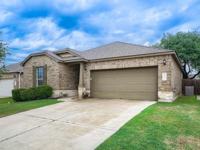 Living area at 104 Golden Butterfly DR - 3 bed 2 bath home