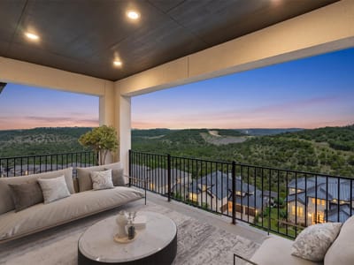 Living area at 104 High View TRL - 5 bed 5 bath home