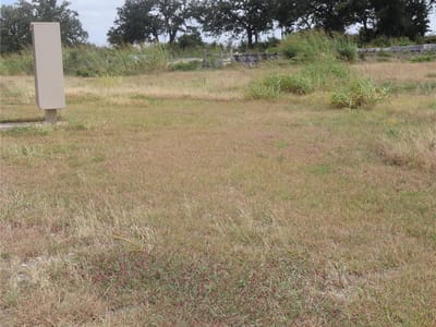 Property photo 3 at 104 Mesones RD - San Augustin, Florence, TX