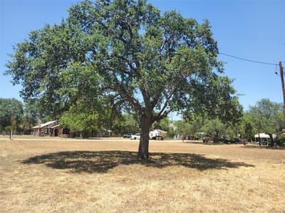Primary bedroom at 104 N Avenue N St - Johnson City, TX
