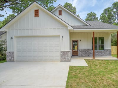 Kitchen at 104 Pony Grass LN - 3 bed 2 bath home