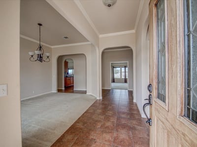 Photo 5 of 40 at 104 S Buckboard - 4 bed 3 bath home
