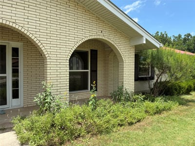 Primary bedroom at 104 Skipcha TRL - 4 bed 3 bath home