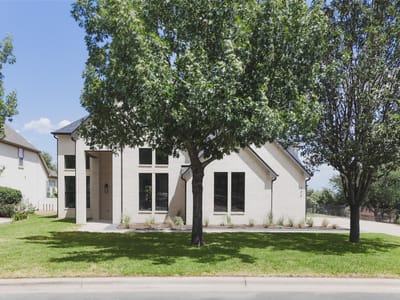 Property photo 2 at 104 Whitley DR - 4 bed 3 bath home