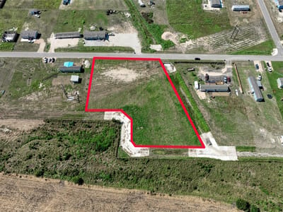 Property photo 5 at 1041 Saltgrass DR - Prairieland Subdivision, Salado, TX