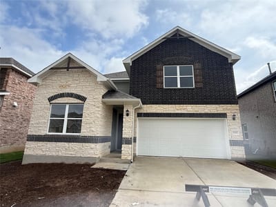 Living area at 1041 Sienna Bear Rd - 5 bed 4 bath home