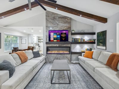 Living area at 10414 Quail Ridge DR - 3 bed 2 bath home