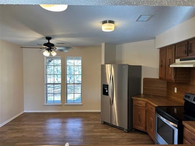 Bathroom at 1047 Private Road 3022 - 3 bed 2 bath home