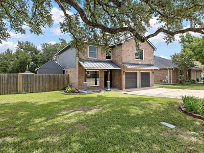 Bathroom at 105 Bluejack PL - 3 bed 2 bath home