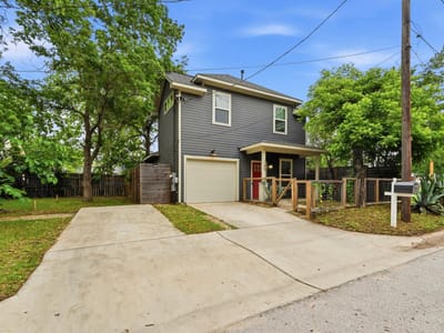 Primary bedroom at 105 Elkhart ST Unit #3 - 2 bed 2 bath home