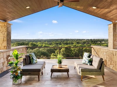 Living area at 105 Esperanza Petal PASS - 5 bed 4 bath home