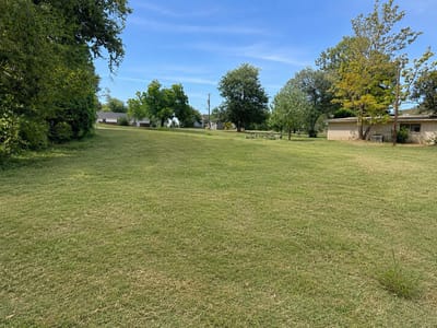 Property photo 3 at 105 Navasota LN - Caters Parkview, Seguin, TX