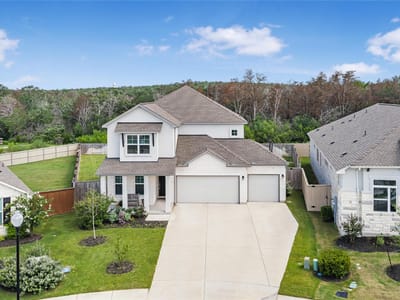 Living area at 105 Salado Creek TRL - 5 bed 3 bath home