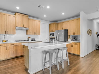 Primary bedroom at 105 Salado Creek TRL - 5 bed 3 bath home