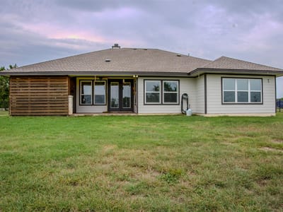 Property photo 5 at 105 Sonora DR - 3 bed 2 bath home