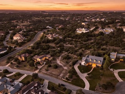 Property photo 5 at 105 Stephanie LN - Creekside At Flint Rock, Austin, TX