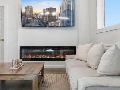 Living area at 105 Willow Dr - 4 bed 2 bath home