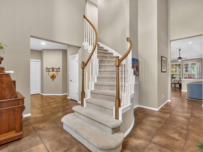 Property photo 3 at 10505 Grand Oak CIR - 5 bed 3 bath home