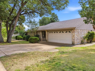 Photo 3 of 40 at 10511 Mourning Dove DR - 4 bed 2 bath home