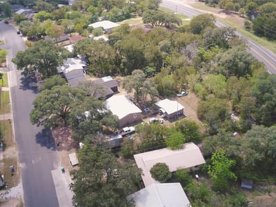 Photo 2 of 21 at 1055 N Franklin ST - 3 bed 2 bath home