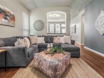 Primary bedroom at 1058 Venice DR - 4 bed 2 bath home