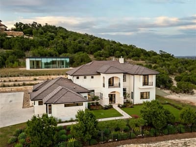 Photo 3 of 39 at 106 Bella Montagna CIR - 5 bed 6 bath home
