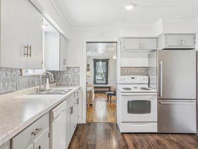 Primary bedroom at 106 County Road 425 - 3 bed 2 bath home
