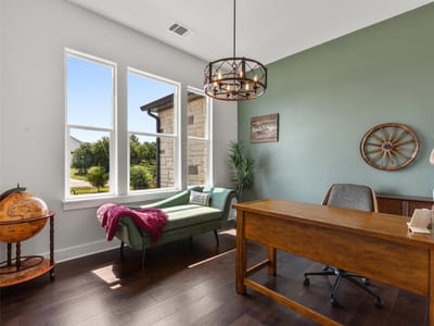 Primary bedroom at 106 Pinecrest DR - 3 bed 2 bath home