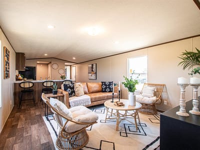Living area at 106 Spanish Oak Rd - 3 bed 2 bath home