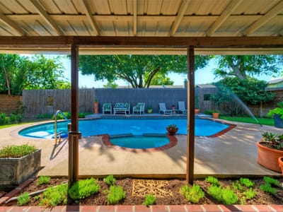 Primary bedroom at 10606 Barnhill DR - 3 bed 2 bath home