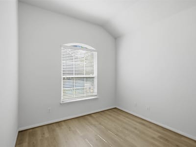 Photo 5 of 35 at 1061 Blue Oak BLVD - 3 bed 2 bath home