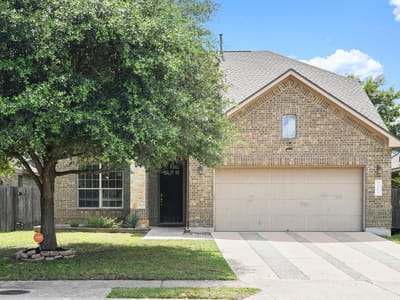 Living area at 10624 Desert Willow LOOP - 4 bed 2 bath home
