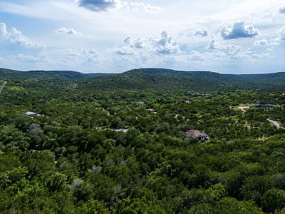 Bathroom at 10686 Deer Canyon RD - Panoramic Hills Sub, Leander, TX