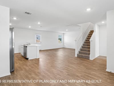 Property photo 5 at 1069 Phantom Hill BLVD - 4 bed 3 bath home