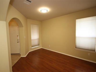 Property photo 5 at 107 Buck Shot CT - 3 bed 2 bath home