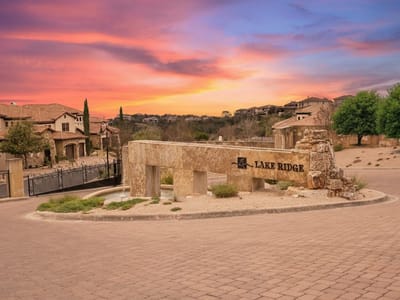 Living area at 107 Cascading Waters Pl - 4 bed 3 bath home