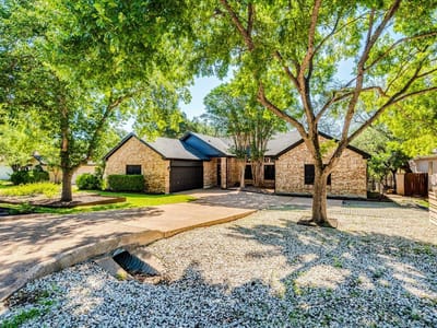 Primary bedroom at 107 Copperleaf RD - 3 bed 2 bath home