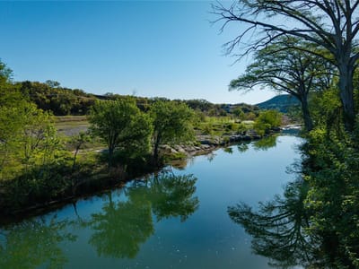 Property photo 3 at 107 Edgewater DR - Campfire 2 Edgewater, Wimberley, TX