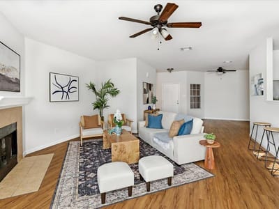 Property photo 3 at 107 Fossil TRL - 3 bed 2 bath home