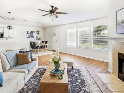 Property photo 4 at 107 Fossil TRL - 3 bed 2 bath home