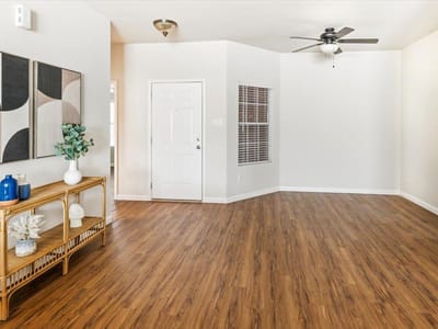 Property photo 5 at 107 Fossil TRL - 3 bed 2 bath home