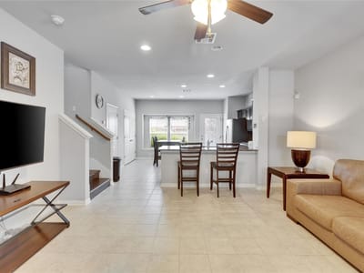 Primary bedroom at 107 Friendship Oak Dr - 2 bed 2 bath home