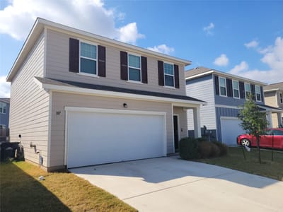 Living area at 107 Gemsbok RD - 3 bed 2 bath home